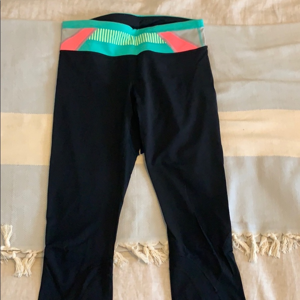 Lululemon speed crop size 8 black
